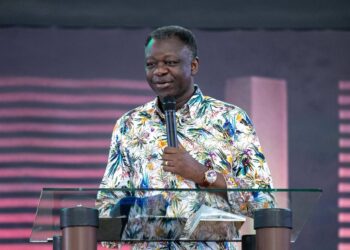 Pastor Eastwood Anaba’s Days of Wonder Conference illuminates Houston 4 Pastor Eastwood Anaba’s Days of Wonder Conference illuminates Houston