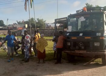 Police allegedly intercept illegal registrants