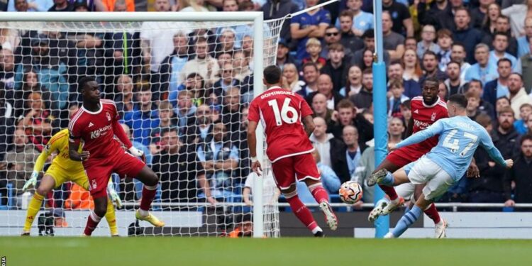 premier league ten man man city beat nottingham forest despite rodri red card