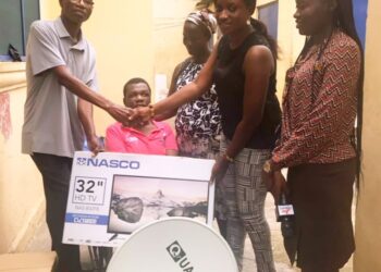 Story of  a 17-year-old physically challenged who fell from school building