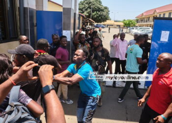 Women groups condemn police actions on demonstrators 