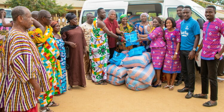 Akosombo Dam Floods: DCI Microfinance donates 1,000 mosquito nets to flood victims in Mepe 1 akosombo dam floods dci microfinance donates 1000 mosquito nets to flood victims in mepe