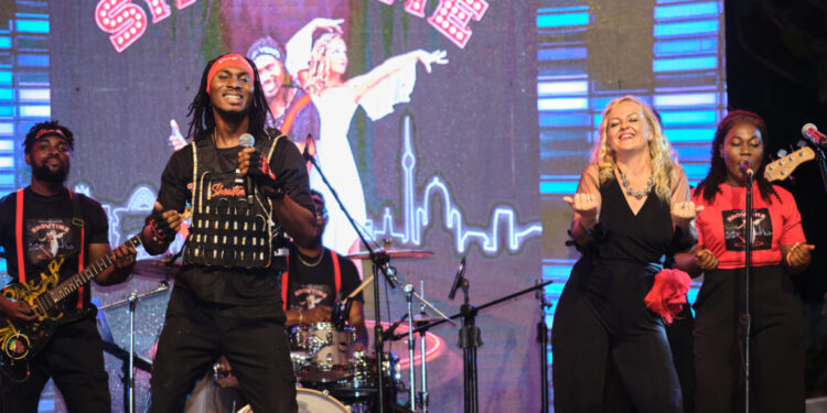 crazy keys souly bird light up german ghanaian cultural festival