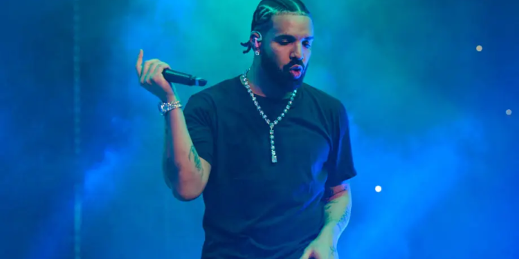 drake gifts fan g wagon during last its all a blur show