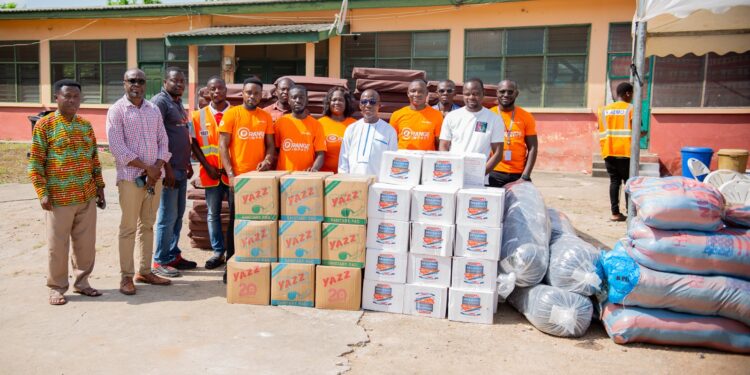 Fidelity Bank Ghana donates emergency relief items to aid flood victims in Volta Region 1 fidelity bank ghana donates emergency relief items to aid flood victims in volta region