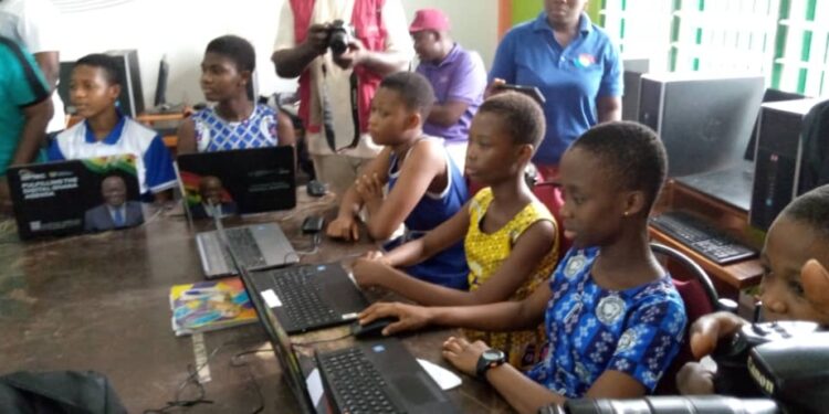 i want to see more young girls doing amazing things in ict ursula owusu ekuful