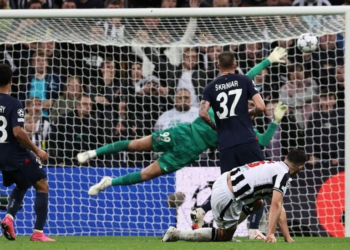 Newcastle United 4-1 PSG: Magpies’ win worth the 20-year wait – Phil McNulty