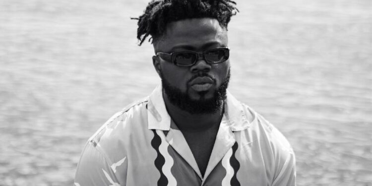 sency miller drops music video for figur 8