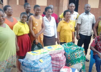 Students at Vehem Mawunyo International School rally to help flood victims