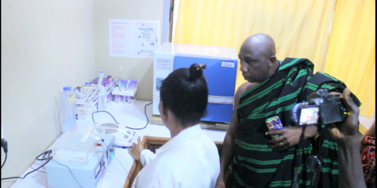 suma citizens donate ghc2a2150k lab equipment to presbyterian health centre