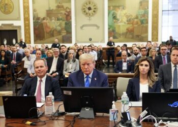 Trump turns up in court to blast ‘scam’ fraud trial