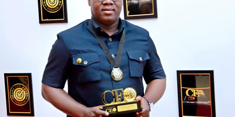 vanguard assurance limiteds frederick adotey saka crowned best ceo in general insurance