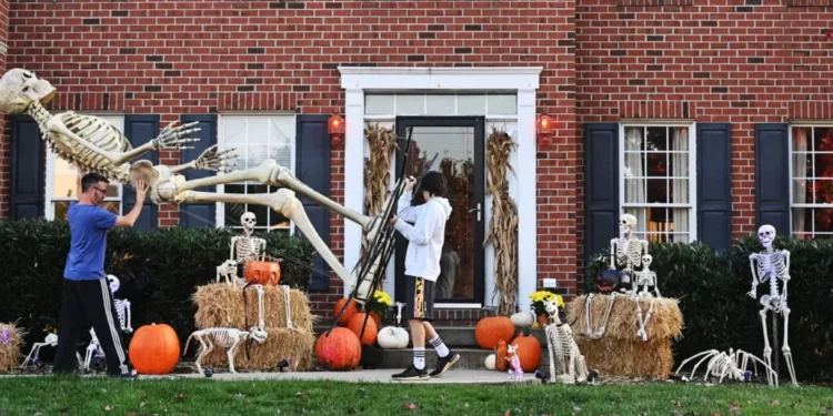 why americans may spend 12bn on halloween in 2023