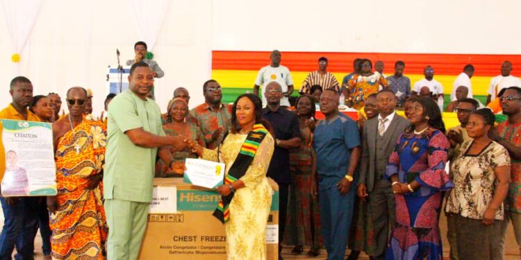 58 year old adjudged best teacher for obuasi municipality