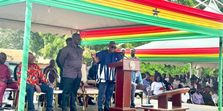 Bantama: Akufo-Addo commissions new Library and Technology Hub built by Asenso-Boakye 1 bantama akufo addo commissions new library and technology hub built by asenso boakye
