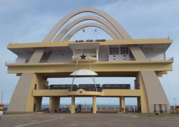 Black Star Square: A crumbling monument calling for rescue