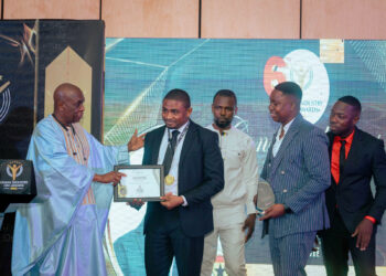 CEO of Deus.com.gh awarded Best E-Commerce CEO at Ghana Industry CEO Awards