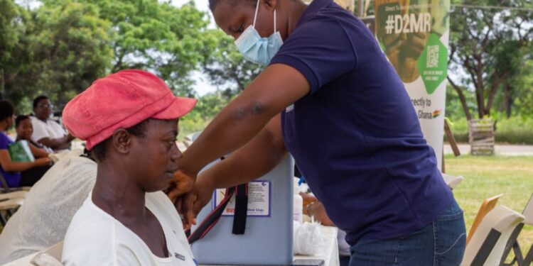 chavah foundation screens vaccinates young adults against hepatitis b