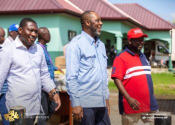 Energy Minister leads VRA, NADMO to visit communities affected by Akosombo Dam Spillage