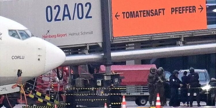 Hamburg Airport hostage drama ends after 18 hours 1 hamburg airport hostage drama ends after 18 hours