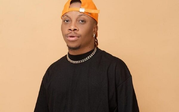 i choose titles of my songs to sound as african as possible oxlade