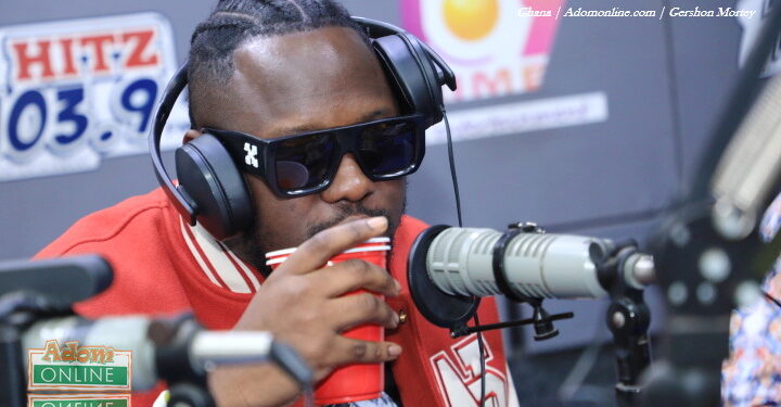 i dont mind paying tiktokers to promote my songs medikal