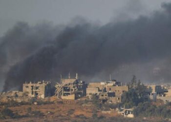 Israel and Hamas begin four-day ceasefire