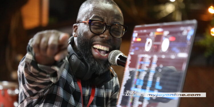 Joy FM top presenters thrill patrons at Popchain Record Night 1 joy fm top presenters thrill patrons at popchain record night