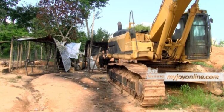 Mankranso Forestry Commission officers working “behind closed doors” after shooting of 2 security guards 1 mankranso forestry commission officers working behind closed doors after shooting of 2 security guards
