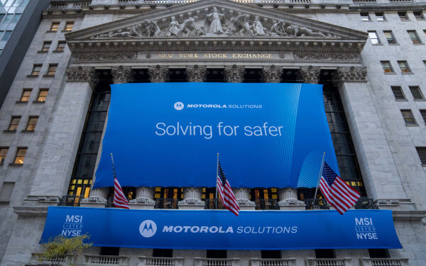 Motorola Solutions Sharpens Focus on Safety and Security 1 motorola solutions sharpens focus on safety and security