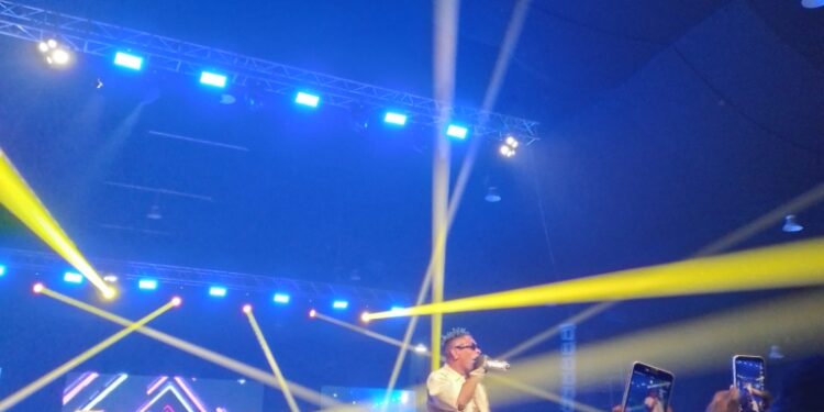 shatta wale thrills fans at 2023 guinness ghana dj awards