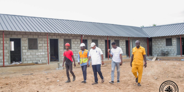 Akosombo Dam spillage: Over 300 victims resettle at Aveyime-Battor 1 akosombo dam spillage over 300 victims resettle at aveyime battor