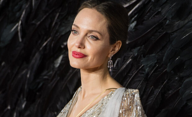 angelina jolie describes hollywood as shallow and not a healthy place