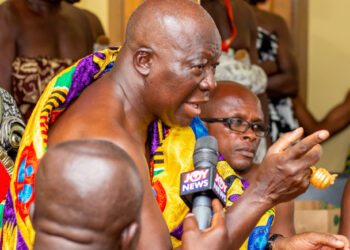 Asantehene destools chief of Kwapra over illegal sale of lands