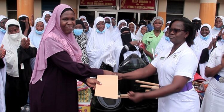 fomwag boosts hygiene at manhyia district hospital with generous donation