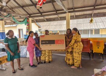 HOPSA donates to Accra Psychiatric Hospital