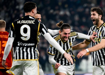Juventus beat Roma to close gap on leaders Inter