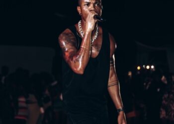 KiDi thrills patrons at ‘Likor on the Beach’