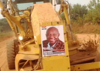 NPP Parliamentary Candidate gives Dambai’s inner roadways a new look