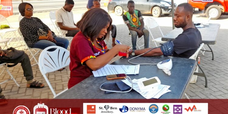 over 200 voluntary donors participate in luv fm blood donation drive