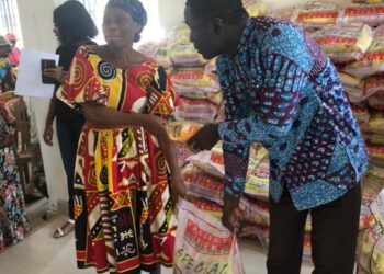 SAMETROO Company fetes widows in Tarkwa in the spirit of Christmas