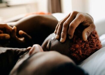 10 tiny signs your partner is a major guilt-tripper