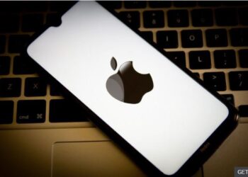 Apple overtakes Samsung as world’s biggest phonemaker