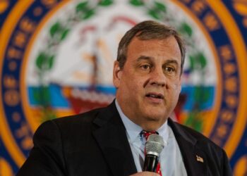 Chris Christie exits 2024 White House race with parting shot at Trump