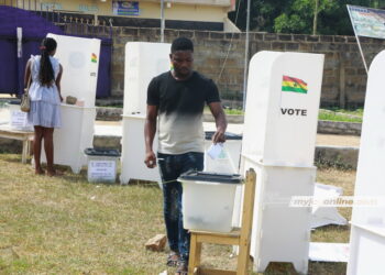 EC to hold run-off at district-level on December 9