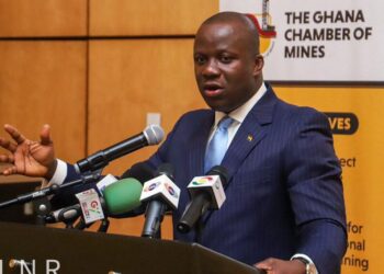 Government hints at establishing manganese refinery plant soon