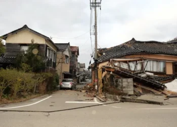 Massive earthquake hits Japan, triggering tsunami warnings
