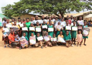 Dorgbetor Foundation Awards 43 Pupils, School Hails Kind Gesture