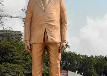 Sekondi-Takoradi Statue of President Akufo-Addo Vandalized, Sparking Public Debate