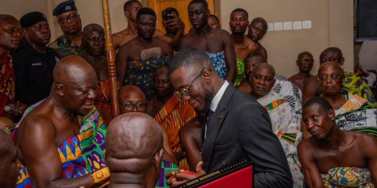 asantehene commends warrior king watches for excellence in craftsmanship